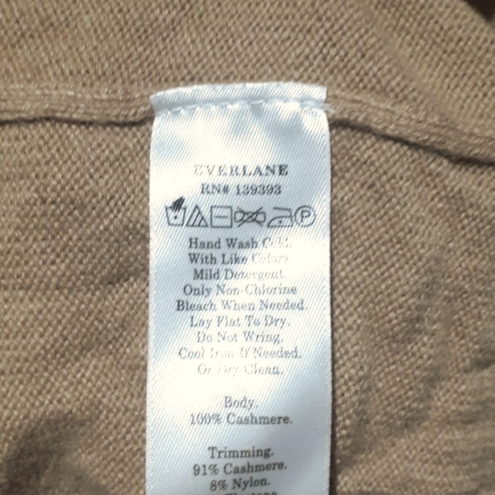NEW Everlane Cashmere Tee Camel Size L! RARE! - Picture 9 of 9